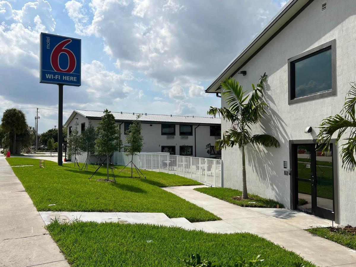 Motel 6-Fort Lauderdale, Fl المظهر الخارجي الصورة