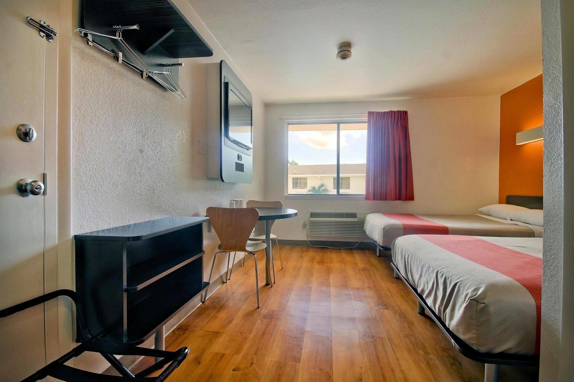 Motel 6-Fort Lauderdale, Fl المظهر الخارجي الصورة